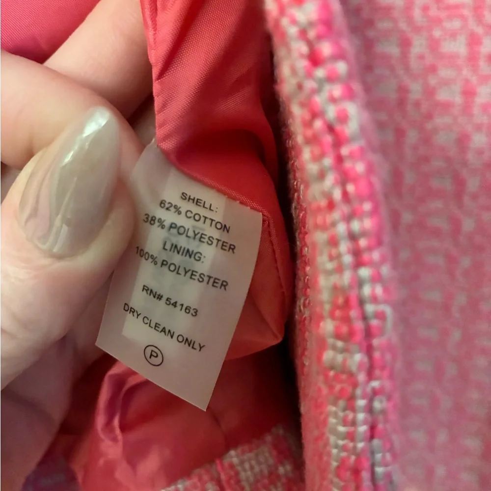 Calvin Klein Pink Tweed Suit with pencil skirt (Blazer=6, Skirt =4) - Picture 5 of 13